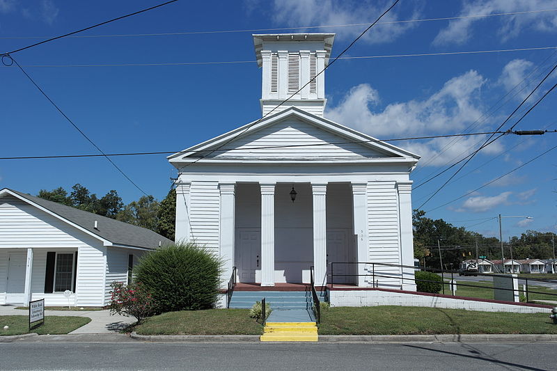 800px-Kinston_Baptist-White_Rock_Presbyterian_Church