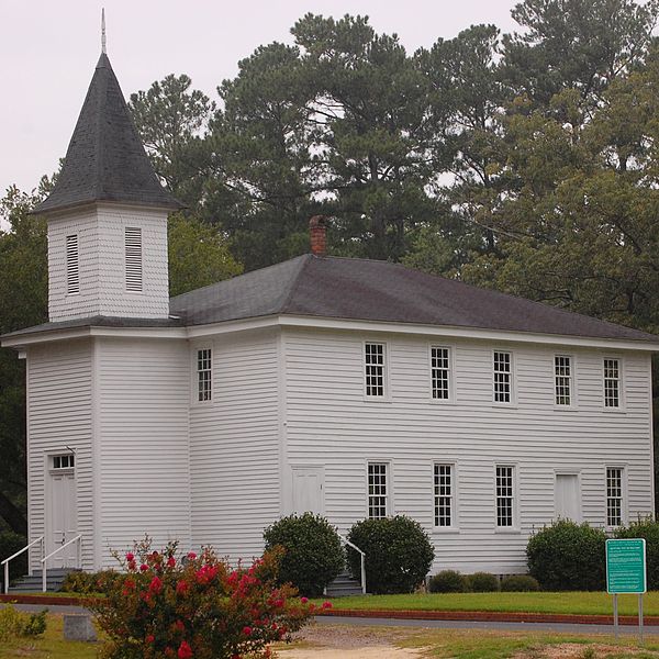 600px-Bethesda_Presbyterian_Church,_Aberdeen,_North_Carolina